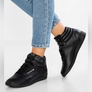 Reebok Freestyle Hi Classic Shoe. Size 8.5